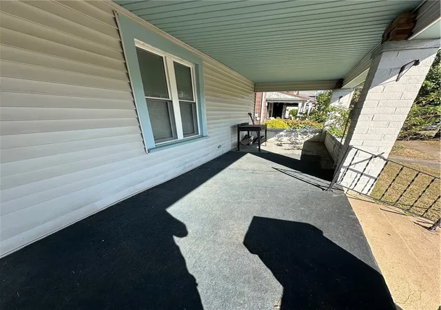 4th image of 324 W North, City Of But Nw, PA 16001 | MLS# 1746349