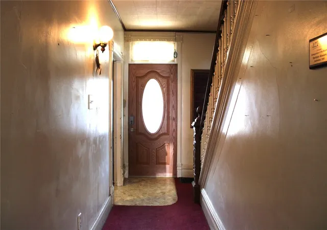 5th image of 324 W North, City Of But Nw, PA 16001 | MLS# 1746349