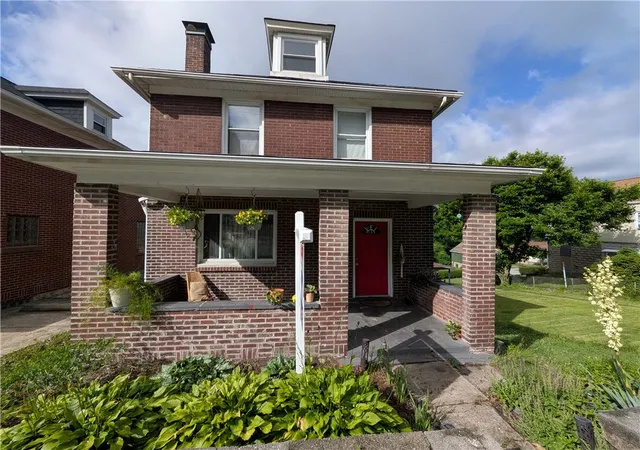 Photo 1 of Single family home for sale at 1414 Brinton Rd, Pittsburgh, PA 15221 | MLS# 1746859 | Listing updated on 2026-07-26