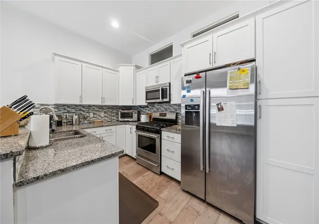 Homes for sale in Downtown Pgh, PA | 301 5Th Ave #518, Downtown Pgh, PA 15222 | MLS# 1746923