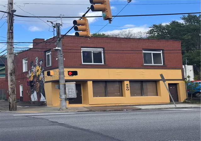 Homes for sale in Wilkinsburg, PA | 650 Ardmore Blvd, Wilkinsburg, PA 15221 | MLS# 1746951