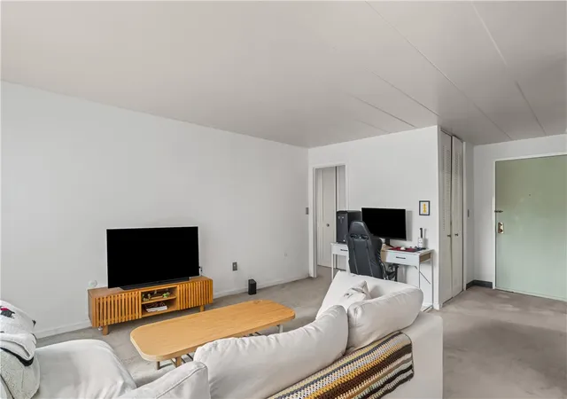 3rd image of 5 Bayard Rd #207, Shadyside, PA 15213 | MLS# 1746645