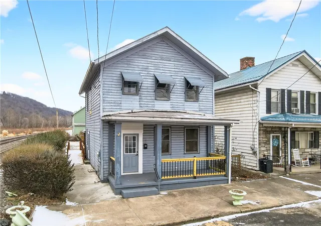 1st image of 101 7th St, Monongahela City, PA 15063 | MLS# 1746971