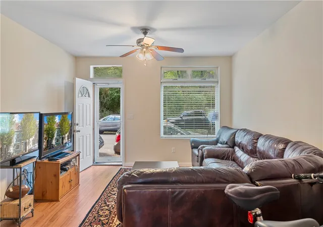 Homes for sale in South Side, PA | 2819 Jane St, South Side, PA 15203 | MLS# 1746460
