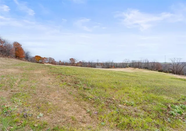 7th image of 33 Orchard Dr, Herminie, PA 15637 | MLS# 1747143