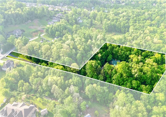 Homes for sale in Penn Twp, PA | 132 Twin Oaks Ln, Penn Twp, PA 15085 | MLS# 1746884