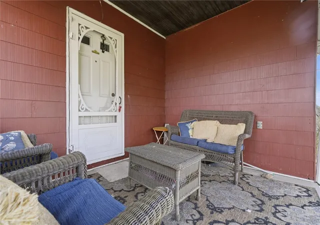 Photo 3 of Sale Pending at 216 Pennsylvania Ave, Uniontown, PA 15401 | MLS# 1747038 | Listing updated on 2026-09-21
