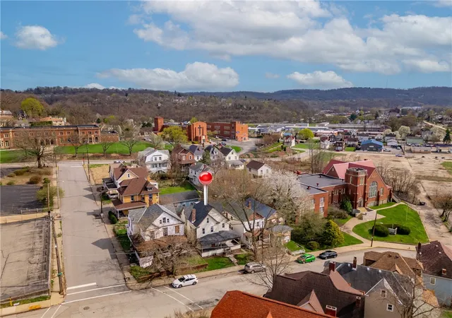 46th image of 144 Ridge Avenue, New Kensington, PA 15068 | MLS# 1747220