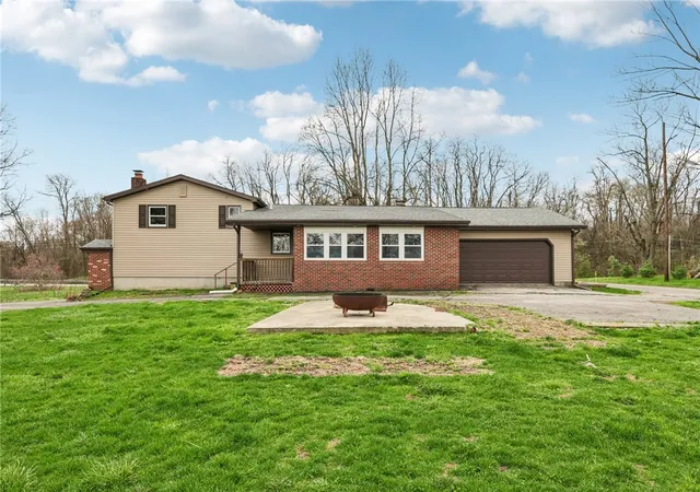 Homes for sale in Mahoning Twp, PA | 4412 W State St, Mahoning Twp, PA 16116 | MLS# 1747264