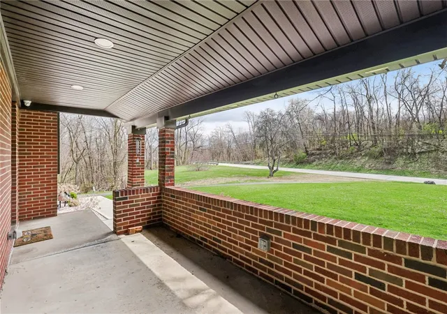 Homes for sale in Mahoning Twp, PA | 4412 W State St, Mahoning Twp, PA 16116 | MLS# 1747264
