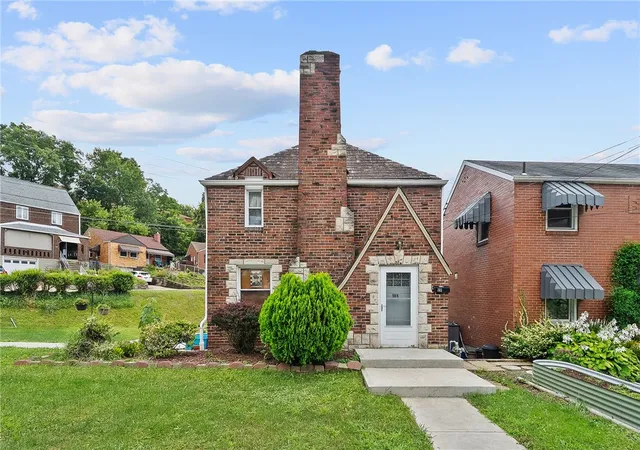 1st image of 105 Kaplan Ave, Brentwood, PA 15227 | MLS# 1747283