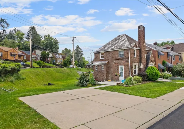 Photo 4 of Single family home for sale at 105 Kaplan Ave, Pittsburgh, PA 15227 | MLS# 1747283 | Listing updated on 2026-07-25