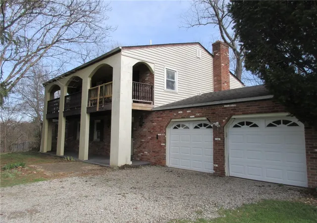 Photo 1 of Sale Pending at 101 Surrey Dr, Canonsburg, PA 15317 | MLS# 1747332 | Listing updated on 2026-08-31