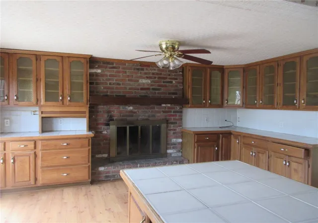 Photo 3 of Sale Pending at 101 Surrey Dr, Canonsburg, PA 15317 | MLS# 1747332 | Listing updated on 2026-08-31