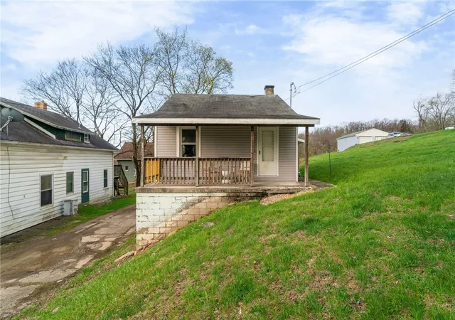 Homes for sale in Plum Boro, PA | 1109 Mccomb Ln, Plum Boro, PA 15239 | MLS# 1747317