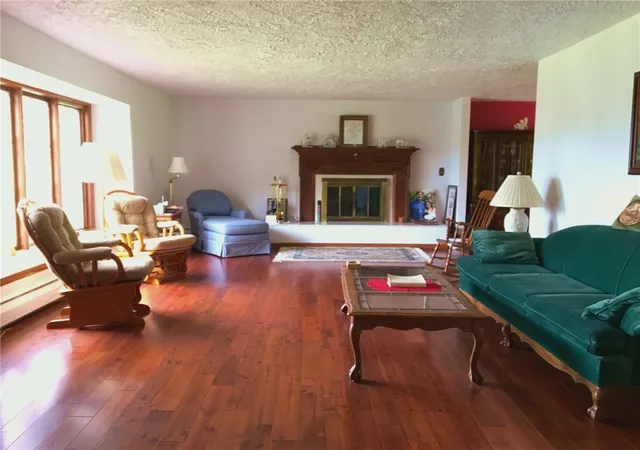 Photo 4 of Single family home for sale at 155 Pine St, Brookville, PA 15825 | MLS# 1747354 | Listing updated on 2026-06-23