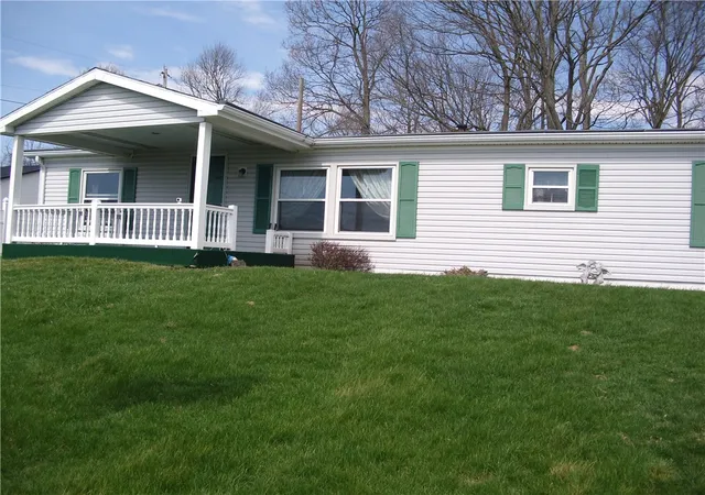 Homes for sale in South Franklin, PA | 340 Deerfeild, South Franklin, PA 15301 | MLS# 1747395