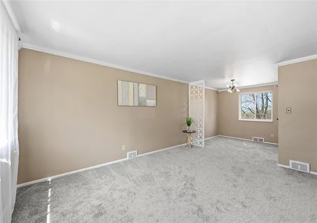 Photo 3 of Single family home for sale at 106 Westminster Dr, Verona, PA 15147 | MLS# 1747423 | Listing updated on 2026-04-26