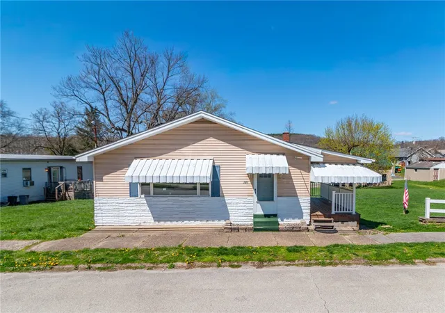 1st image of 323 Indiana Ave, Avonmore, PA 15618 | MLS# 1747377