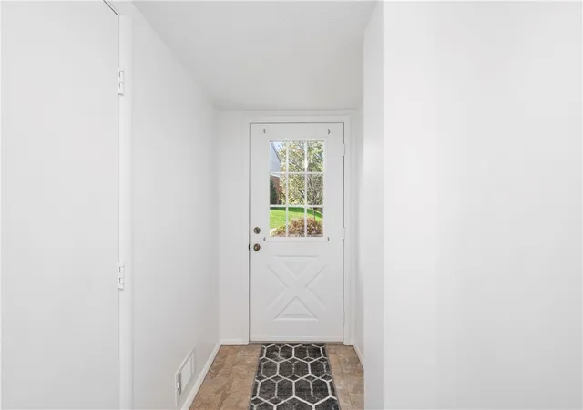 Photo 4 of Townhouse for sale at 153 Rossmor Ct, Pittsburgh, PA 15229 | MLS# 1747488 | Listing updated on 2026-06-29