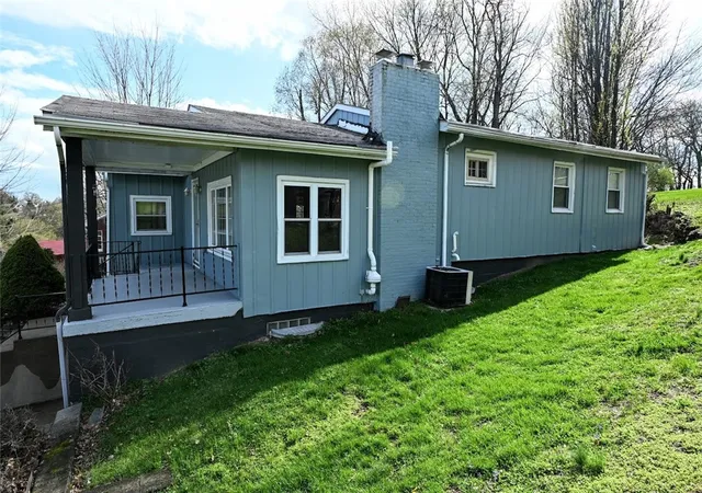 3rd image of 1613 State Rt 885, Jefferson Hills, PA 15025 | MLS# 1747399