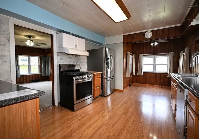 4th image of 1613 State Rt 885, Jefferson Hills, PA 15025 | MLS# 1747399