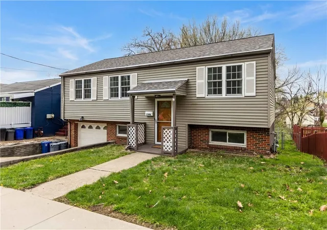 Photo 1 of Single family home for sale at 1704 Creedmoor Ave, Pittsburgh, PA 15226 | MLS# 1747529 | Listing updated on 2026-06-03