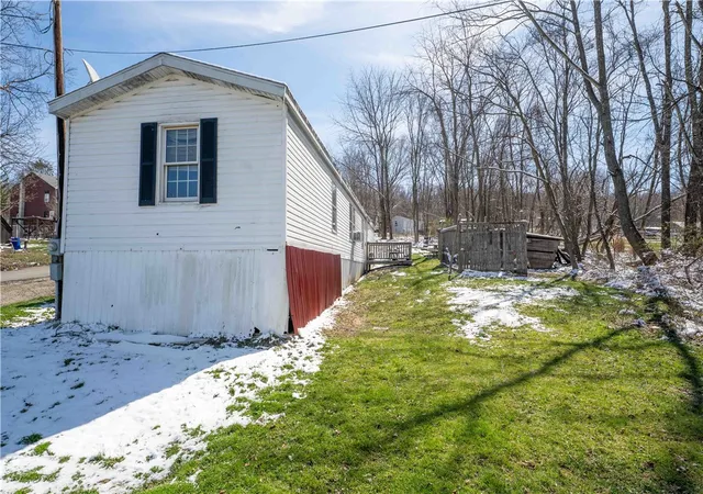 Photo 3 of Manufactured home for sale at 450 Joseph St, Lemont Furnace, PA 15456 | MLS# 1747569 | Listing updated on 2026-07-16