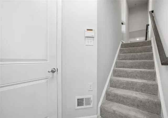 3rd image of 200 Olivia Way, Pittsburgh, PA 15237 | MLS# 1746107