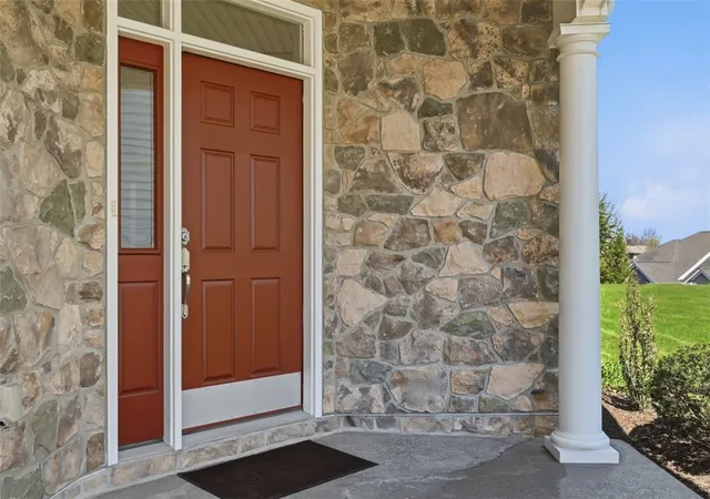 4th image of 529 Pioneer Ln, New Sewickley Twp, PA 15042 | MLS# 1746975