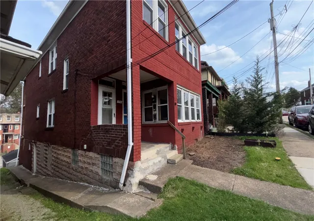 2nd image of 1751 Harvard Ave, Swissvale, PA 15218 | MLS# 1747758
