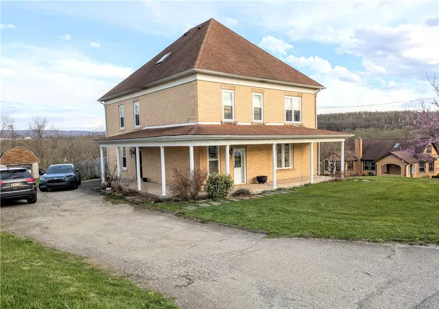Homes for sale in East Huntingdon, PA | 220 Overholt Dr, East Huntingdon, PA 15683 | MLS# 1747712