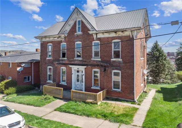 Homes for sale in City Of Greensburg, PA | 37 Division St, City Of Greensburg, PA 15601 | MLS# 1747485