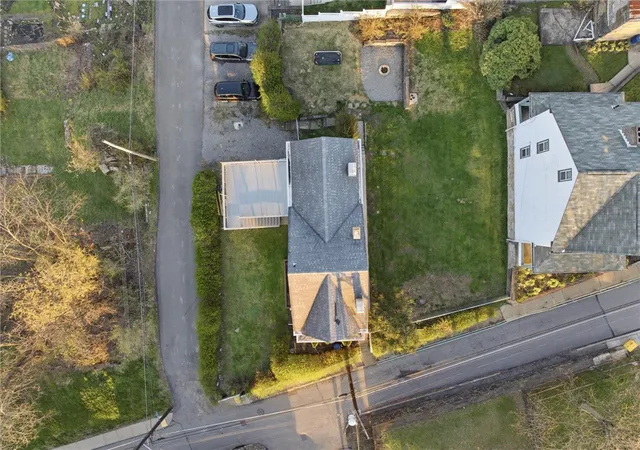 Homes for sale in South Side, PA | 919 Eleanor St, South Side, PA 15203 | MLS# 1747877