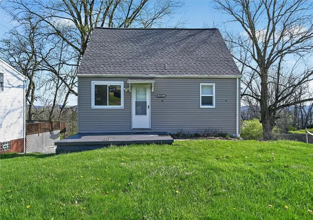Homes for sale in West Mifflin, PA | 622 Ascension Dr, West Mifflin, PA 15122 | MLS# 1747918