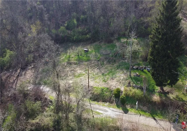 2nd image of 1707 West Ave, Beaver Falls, PA 15010 | MLS# 1747834
