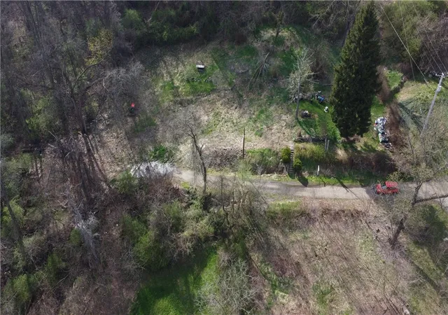4th image of 1707 West Ave, Beaver Falls, PA 15010 | MLS# 1747834