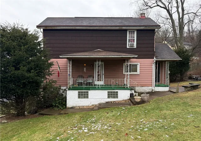 Homes for sale in Turtle Creek, PA | 727 Thompson Str, Turtle Creek, PA 15145 | MLS# 1747954