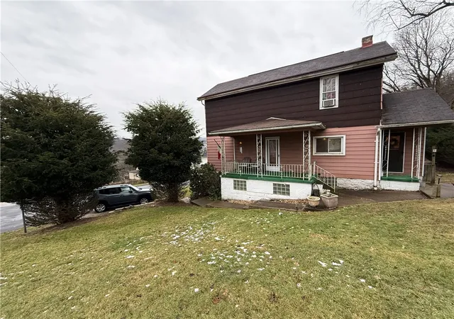 Homes for sale in Turtle Creek, PA | 727 Thompson Str, Turtle Creek, PA 15145 | MLS# 1747954