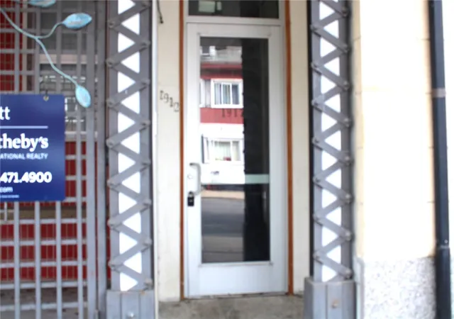2nd image of 1912 Jane St #4, South Side, PA 15203 | MLS# 1746802