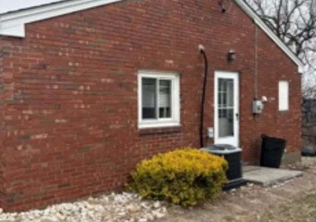 Photo 2 of Single family home for sale at 116 Delrose Dr, Liberty Boro, PA 15133 | MLS# 1748005 | Listing updated on 2026-05-05