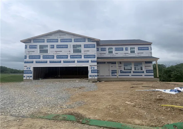 Homes for sale in New Stanton, PA | 422 Curtis Ct, New Stanton, PA 15639 | MLS# 1748032