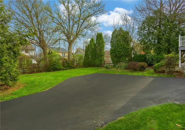 Homes for sale in New Castle, PA | 201 E Hazelcroft Ave, New Castle, PA 16105 | MLS# 1748025