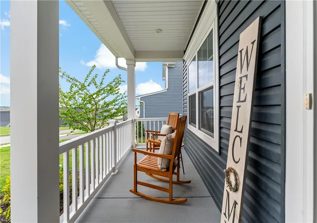 4th image of 2009 Tamarack Ct, Cecil, PA 15057 | MLS# 1748048