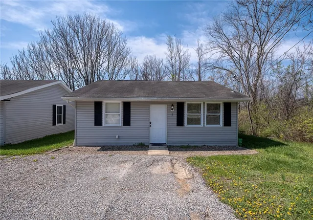Homes for sale in Waynsbrg/frankln Twp, PA | 249 Washington Rd #5, Waynsbrg/frankln Twp, PA 15370 | MLS# 1747810