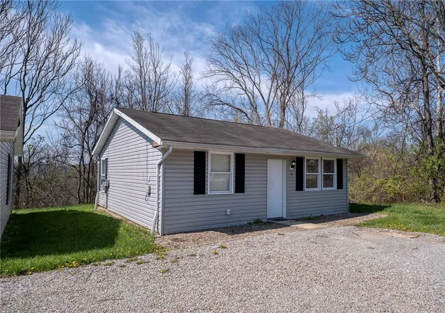 Homes for sale in Waynsbrg/frankln Twp, PA | 249 Washington Rd #5, Waynsbrg/frankln Twp, PA 15370 | MLS# 1747810