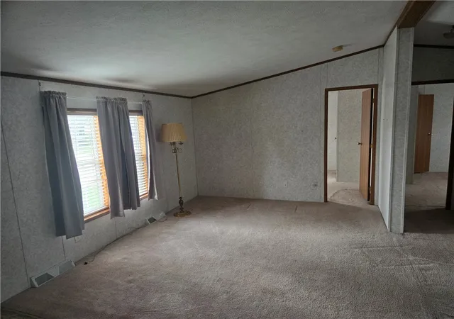 image of 703 Dauphin Dr, Cranberry Twp, PA 16066 | MLS# 1748267