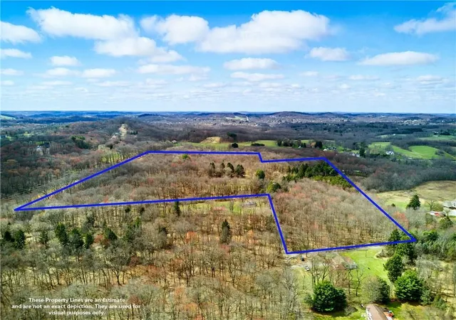 4th image of 143 Gracie Lane, Mars, PA 16046 | MLS# 1748310