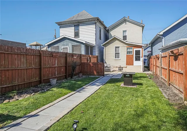 29th image of 1614 5th Ave, Beaver Falls, PA 15010 | MLS# 1747841
