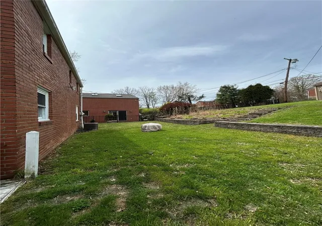 15th image of 5360 Spring Valley Dr, Pittsburgh, PA 15236 | MLS# 1748466